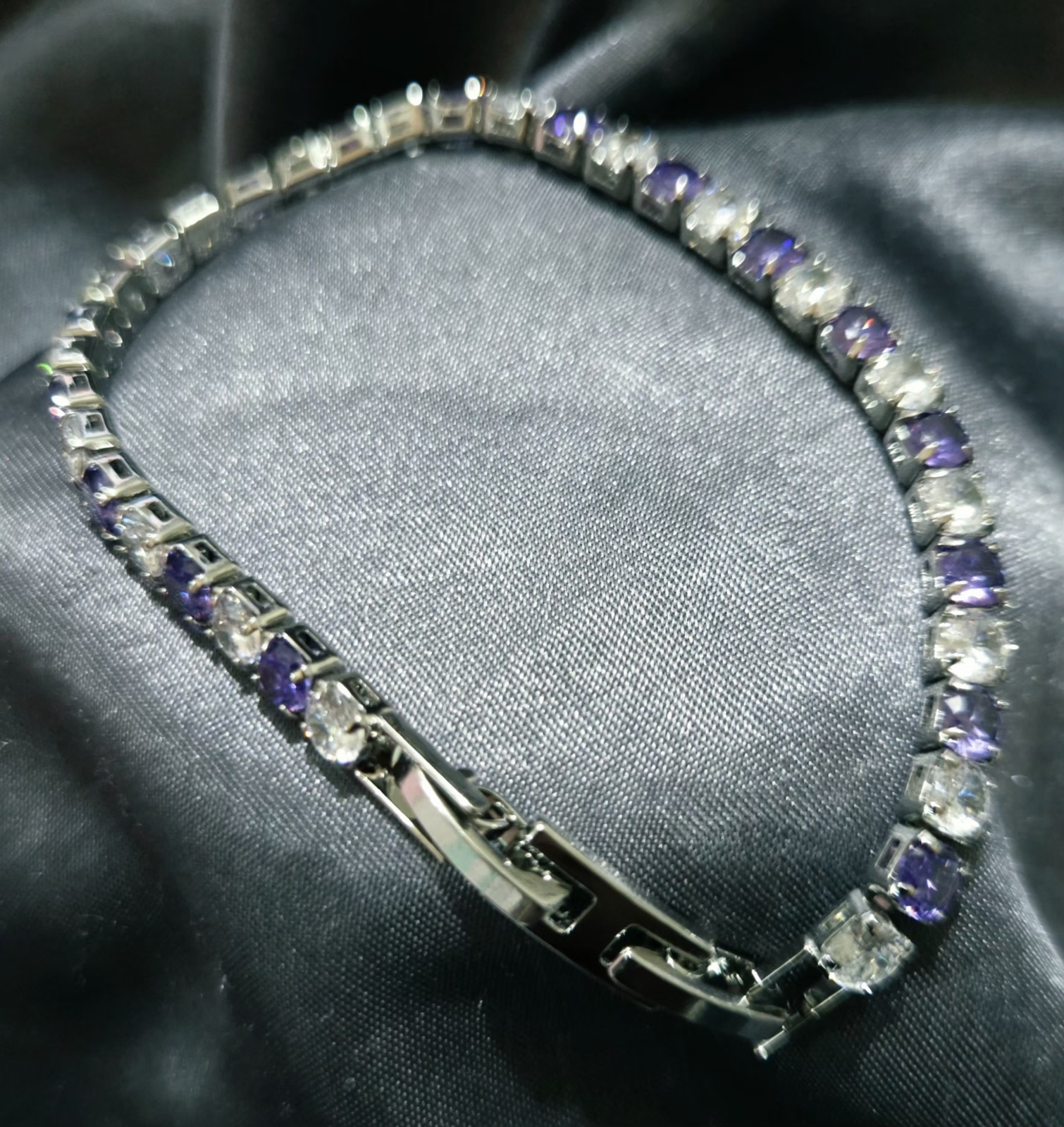 Purple/Clear 18k White Gold Plated Tennis Bracelet Round Stone Chain Box Clasp
