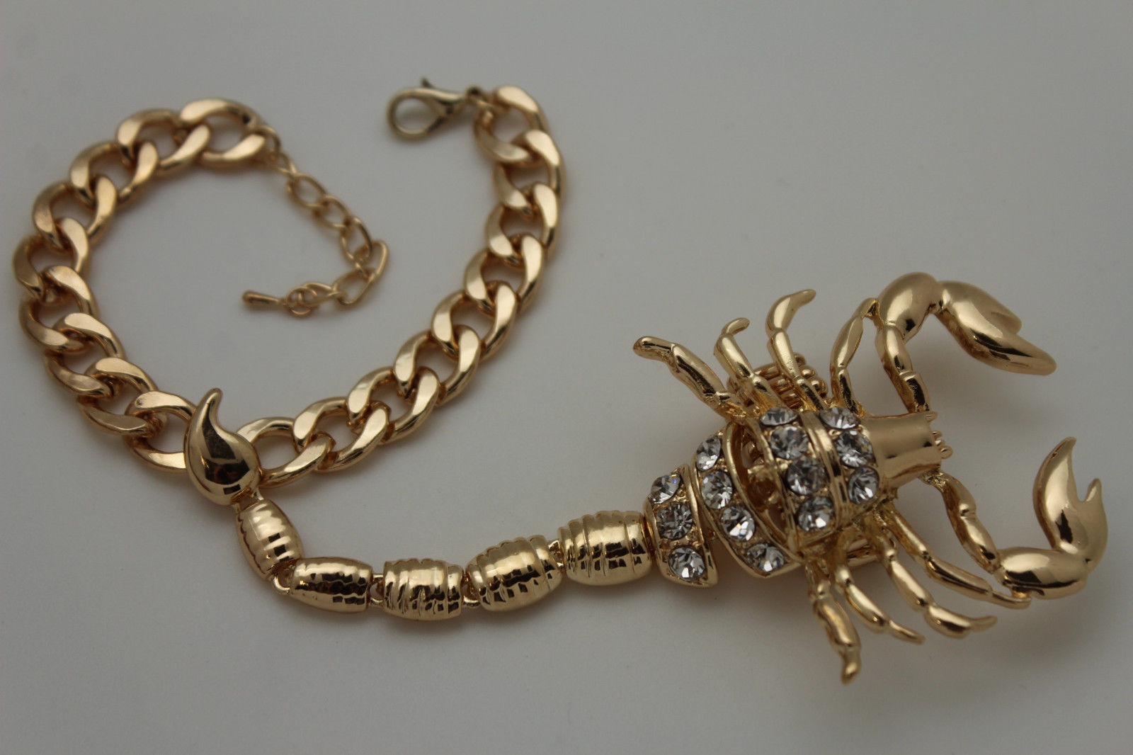 New Women Shinny Gold Scorpion Hand Chains Slave Bracelet Ring Fashion Jewelry