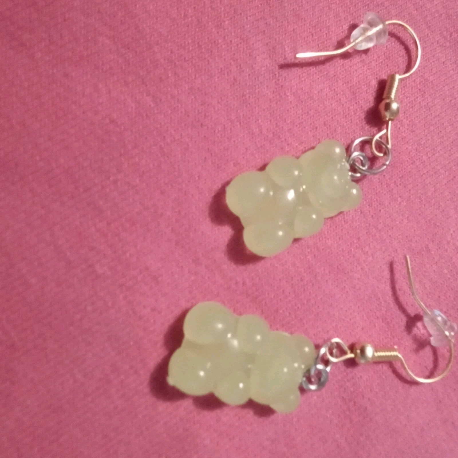 Green Plastic Gummy Bear Dangle/Drop Hook Earrings Lobe No Stone No Stone
