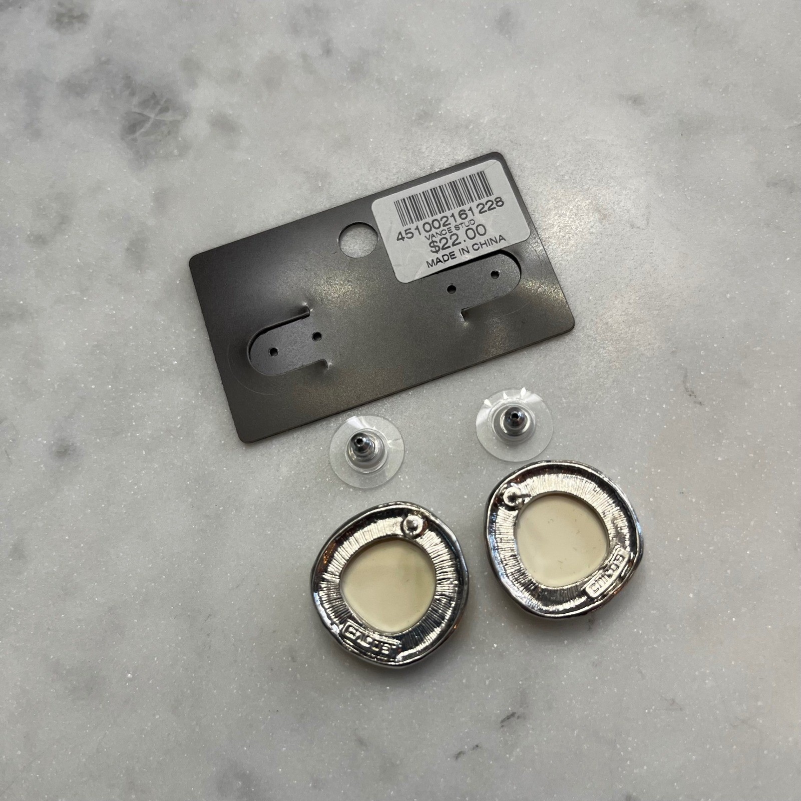 Chicos Stud Round Earrings Cream Silver Tone Chunky Oval Pierced New Jewelry