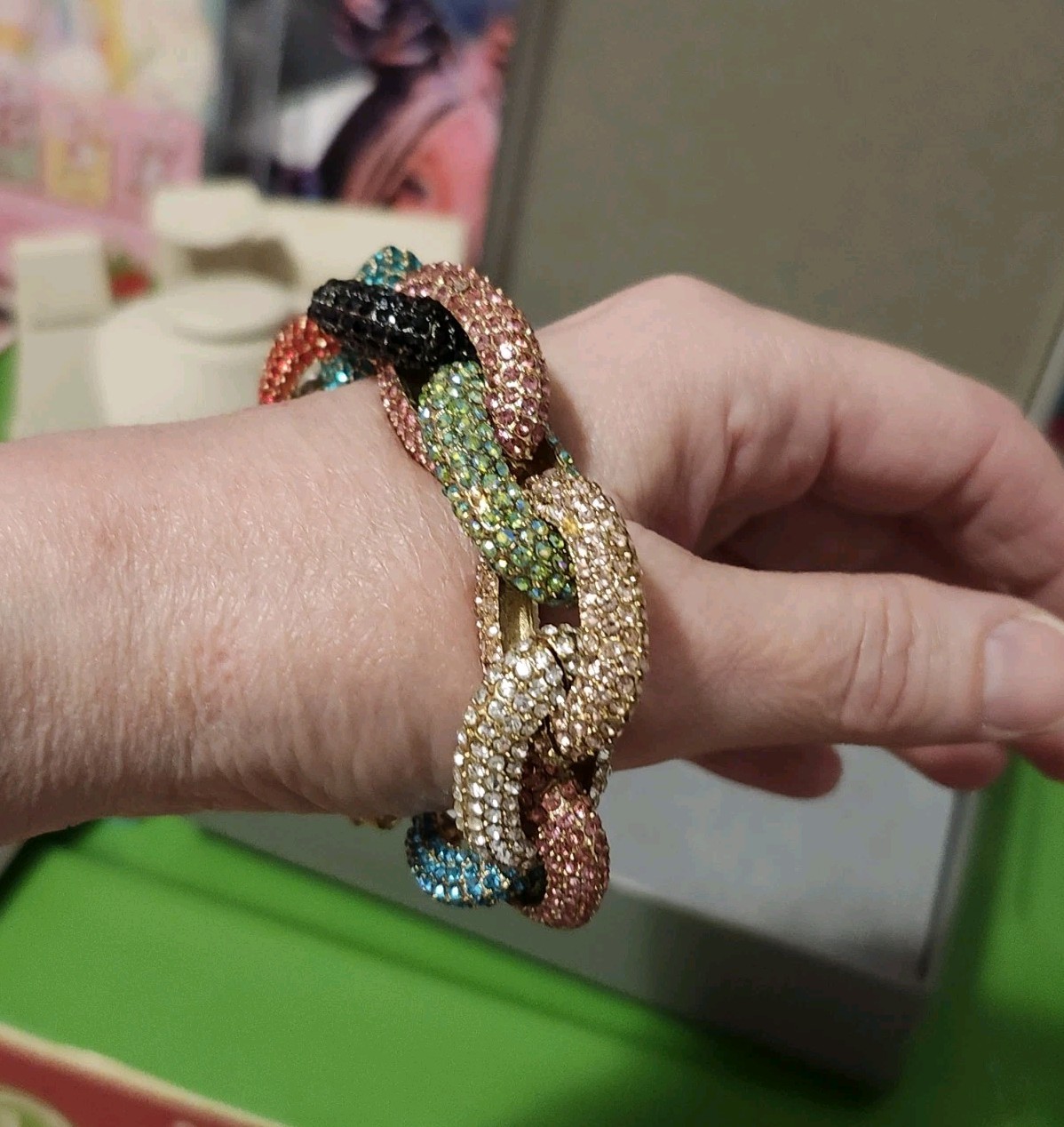 Fashion Statement Bracelet 8″-9″ Multicolor Pave Crystal Chunky Bold Chain Link