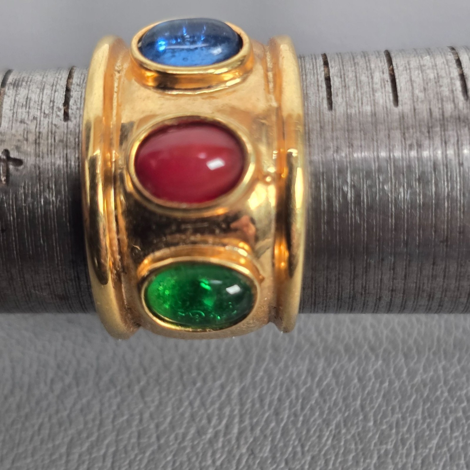 Gold Tone Byzantine Style Ring Red Blue Green Faux Gemstone Costume Jewelry SZ 5