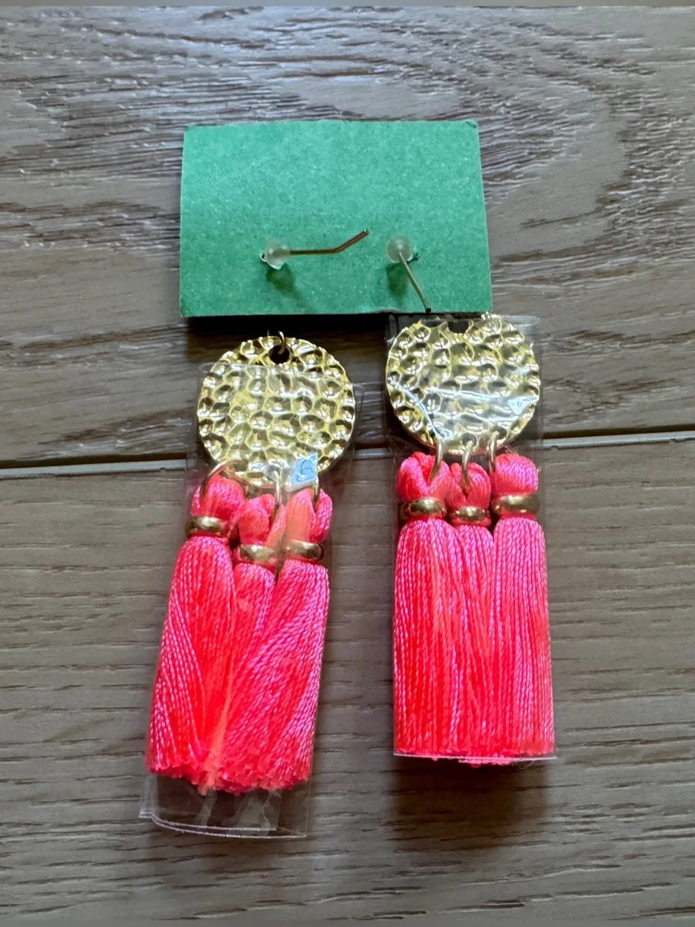 NEW Lily Pulitzer Pink and Gold Tassle 3” Earrings