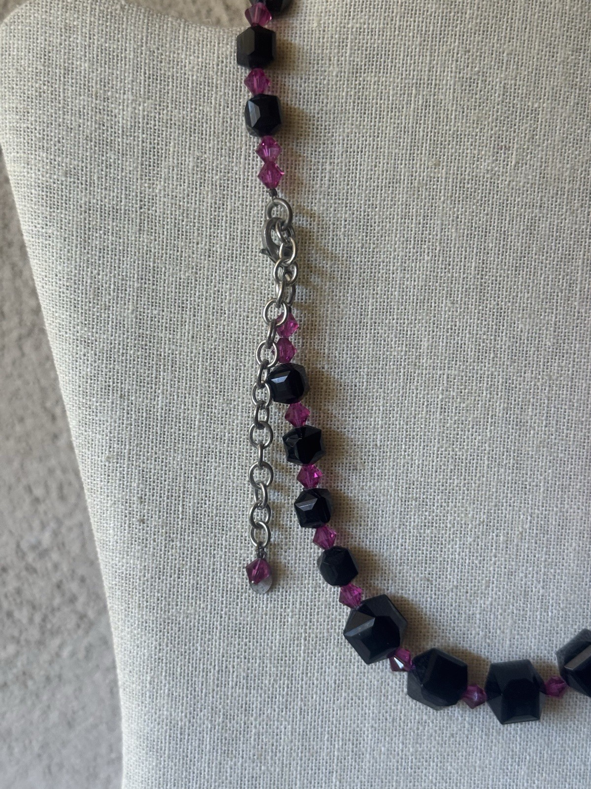 Rare Tarina Tarantino PINK & BLACK Heart Bow #11