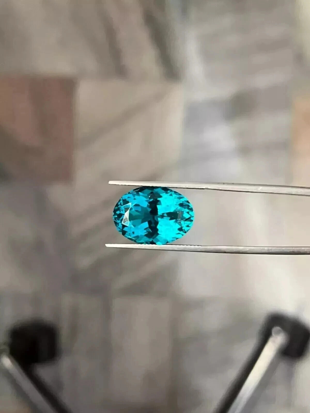 3.50 Ct Natural Paraiba Tourmaline Greenish Neon Blue Oval Cut Loose Gemstone