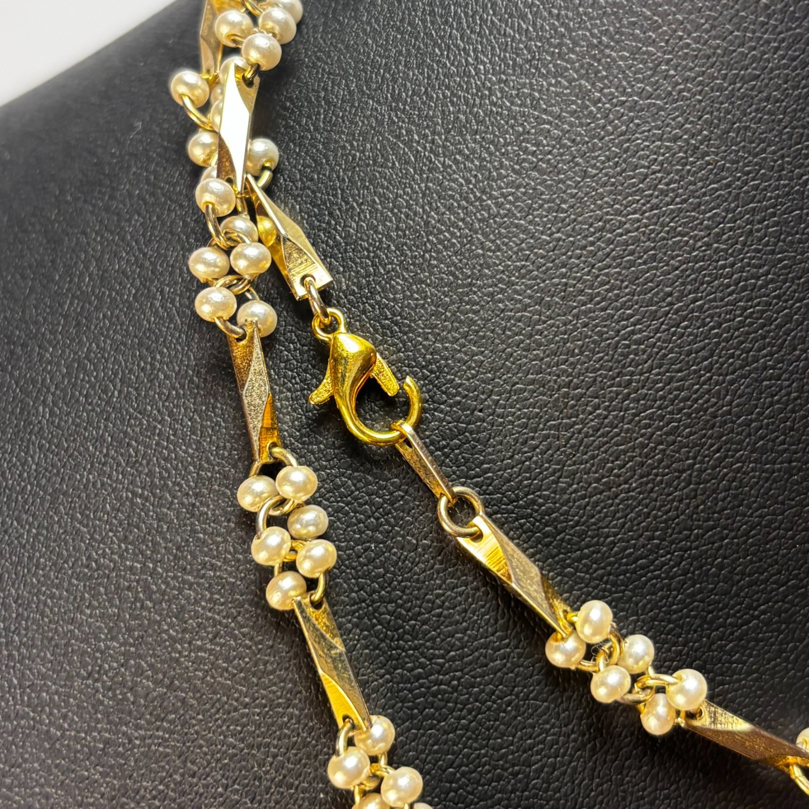 Faux Pearl Cluster Gold Tone Long Necklace White Elegant Jewelry