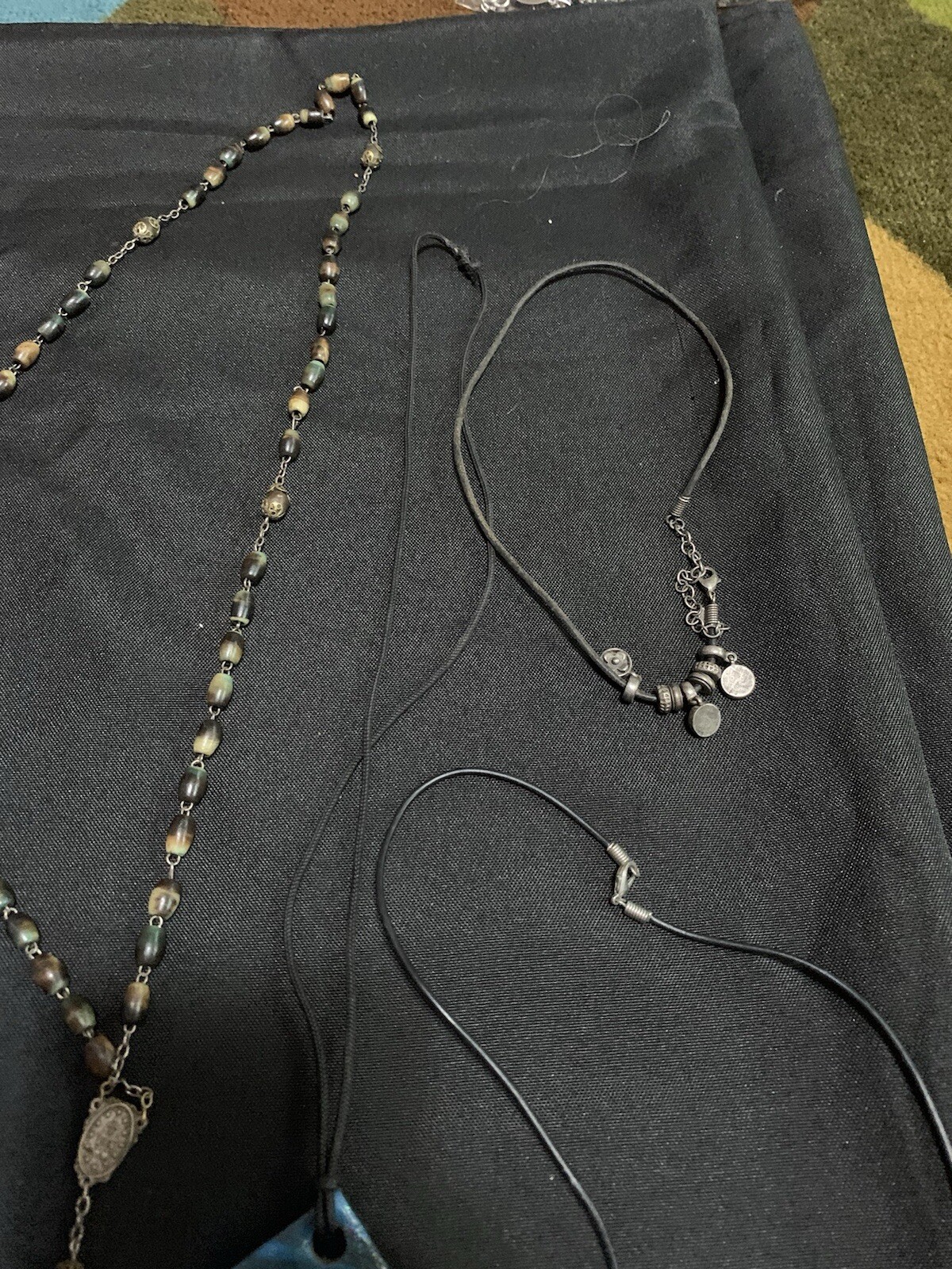 lot of 10 womens costume Necklace Unknown material