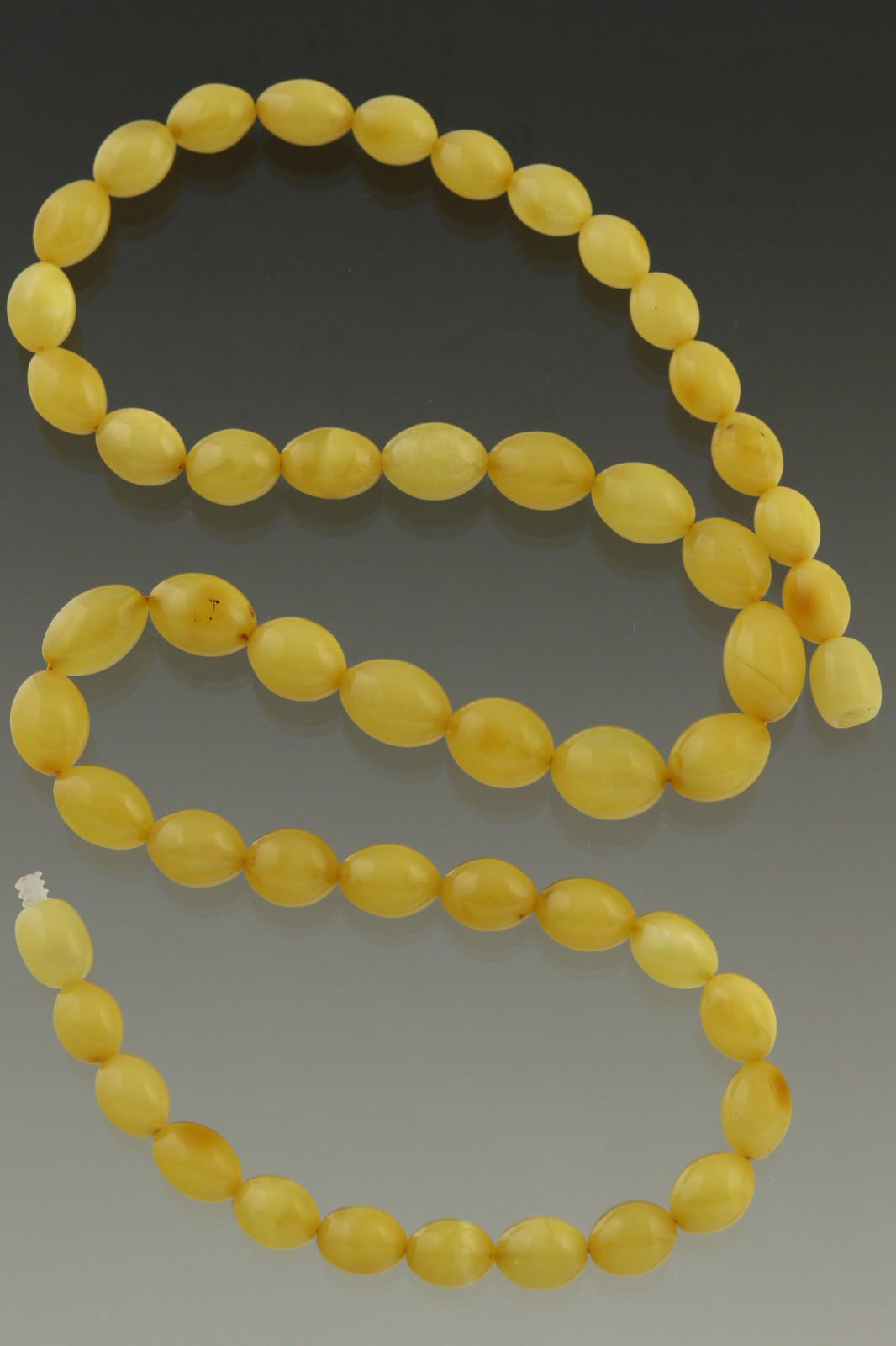 Egg Yolk Perfect Olive Beads 12x9mm Genuine BALTIC AMBER Necklace 15.7g 180814-3