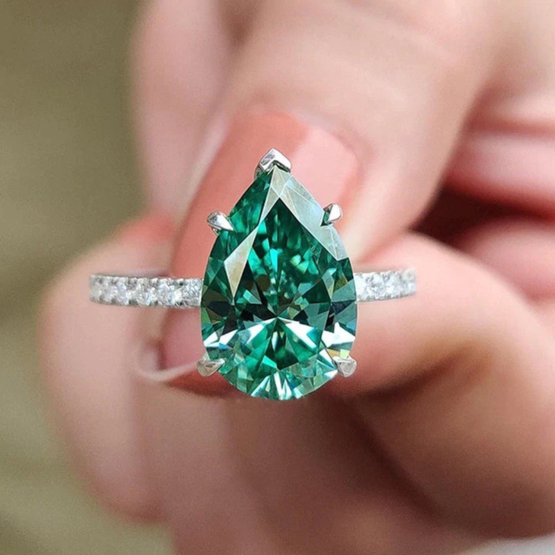 Woman White Gold Plated Sparkling Green CZ Oval Band Ring Sizes 6-10
