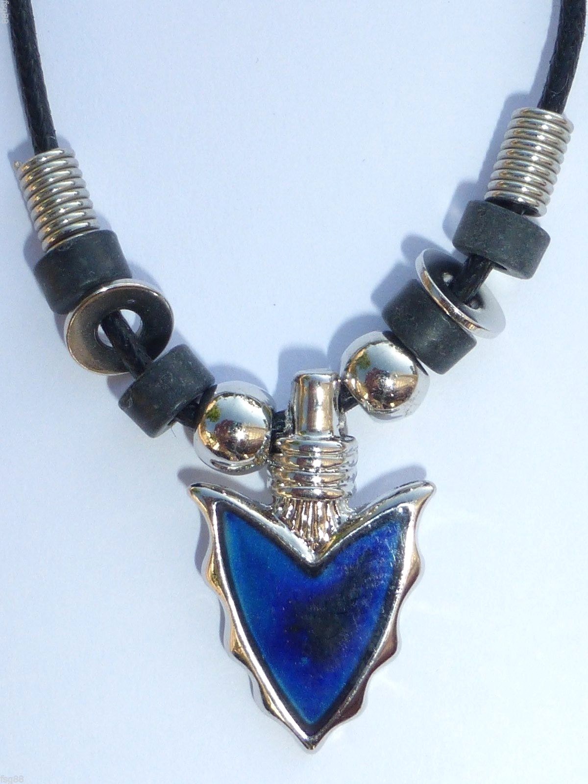 NEW Arrowhead Mood Necklace Color Change Arrow Head Pendant Necklace