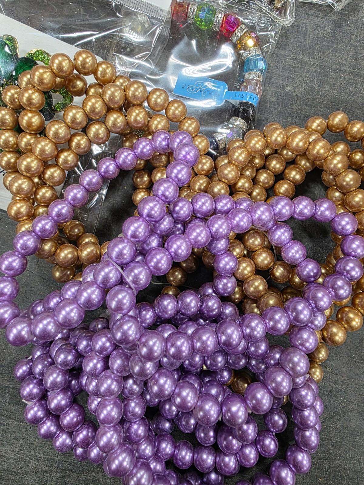 fashion jewelry lots wholesale 101 Pieces. See Description. Ship From Arizona