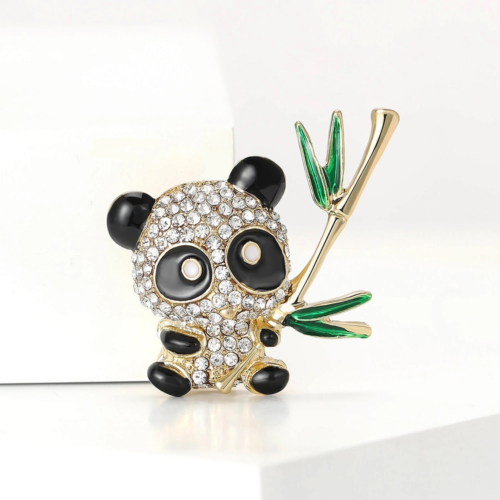 Cute Panda Brooches Breast-pin Lovely Bamboo Panda Animal Pins Jewelry Gifts Fun