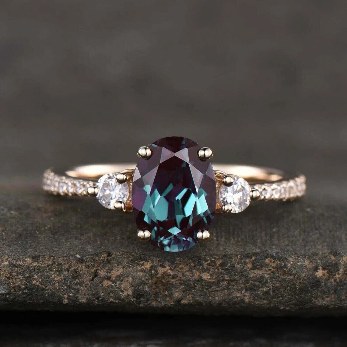 3.25 ct Lab-Created Alexandrite Ring HANDMADE GEMSTONE CHRYSOBERYL RING