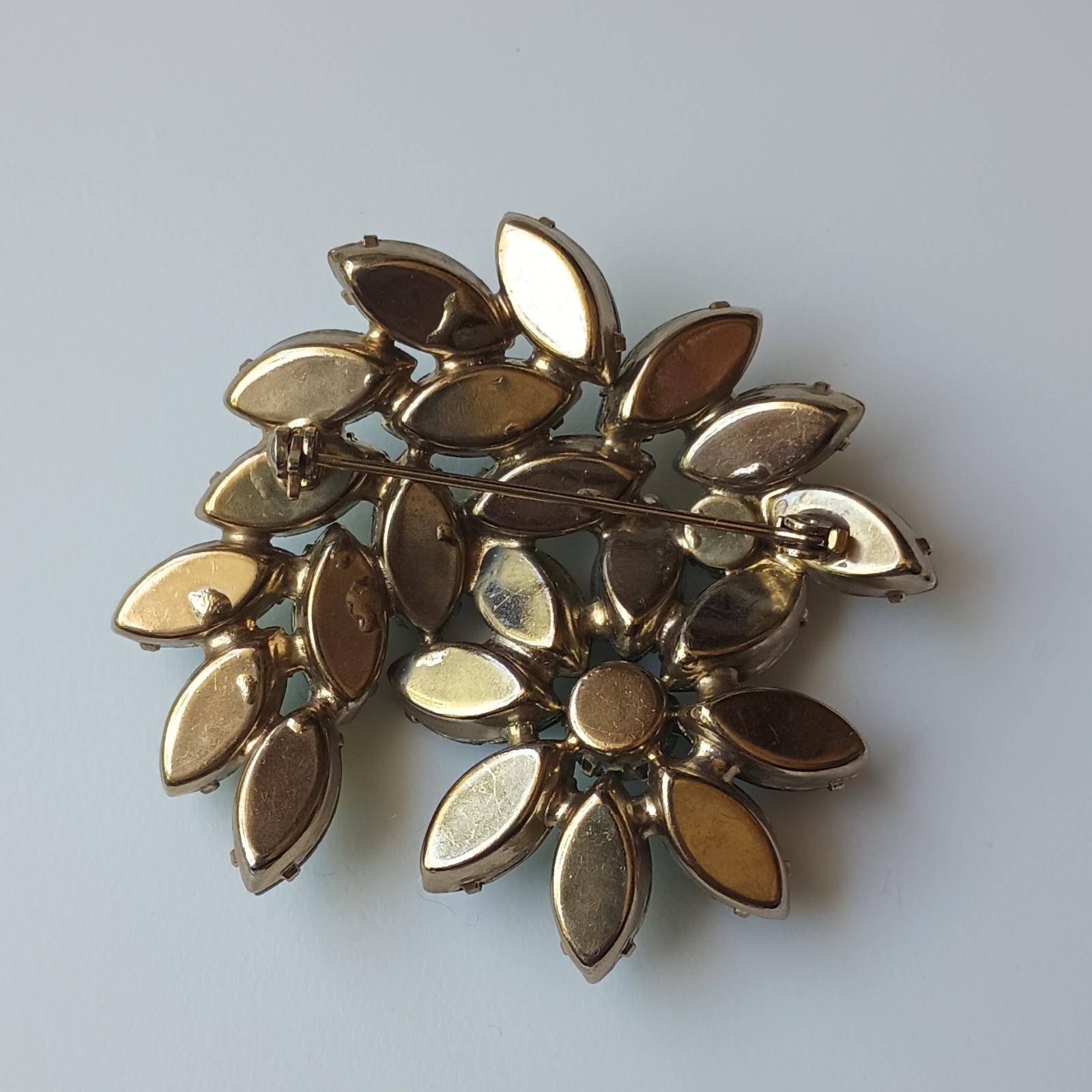 Gold Tone Flower Brooch Pin Green Marquise Rhinestones Prong Set Cluster