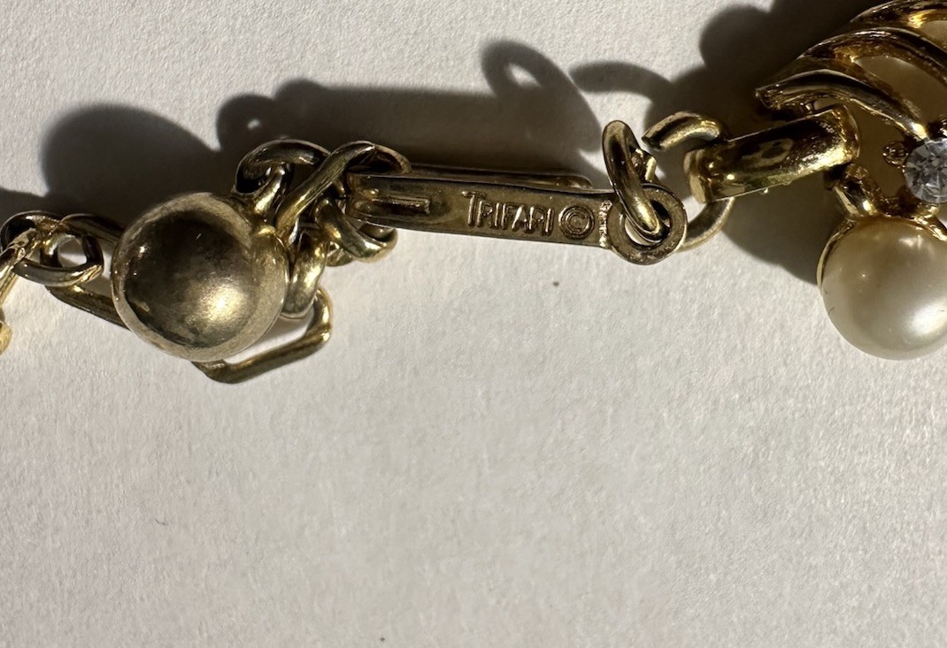 Trifari Gold Tone Imitation Pearl Rhinestone Choker Necklace, Signed