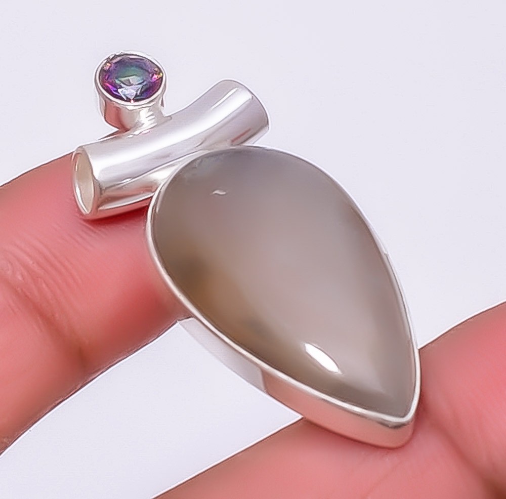 Moonstone – Sri Lanka 925 Sterling Silver Pendant 1.56″ P972811, Christmas Gift