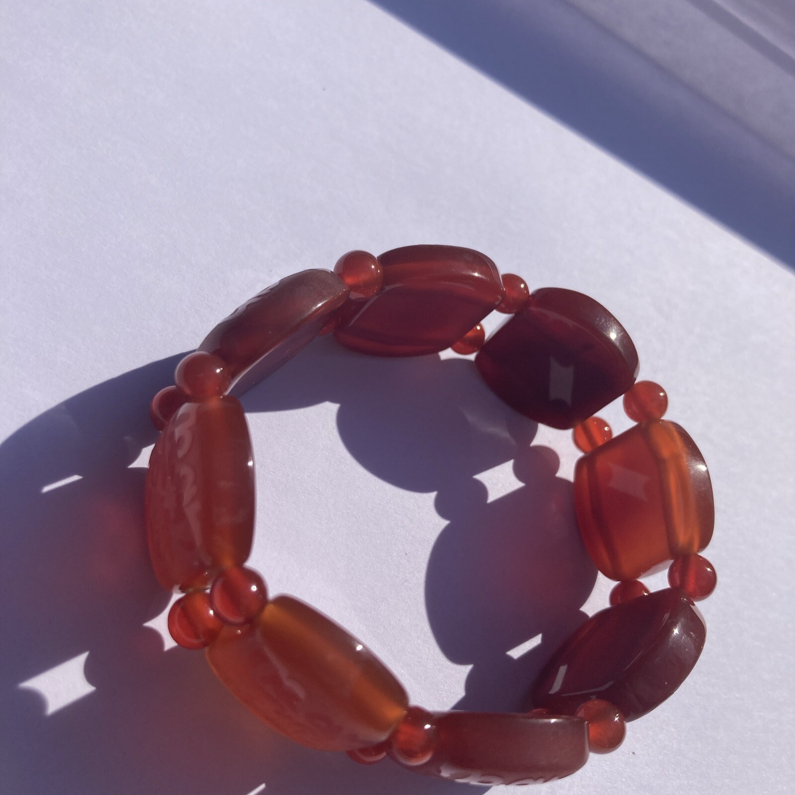 Amber Color Etched Stone Stretch Bracelet Heavy 55g Fashion Jewelry