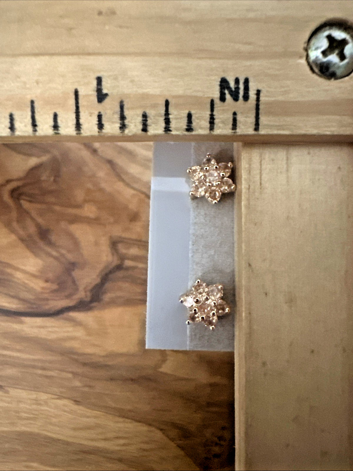 Lot Of 8 Pairs Flower Stud Earrings Mixed Variety Gorgeous!