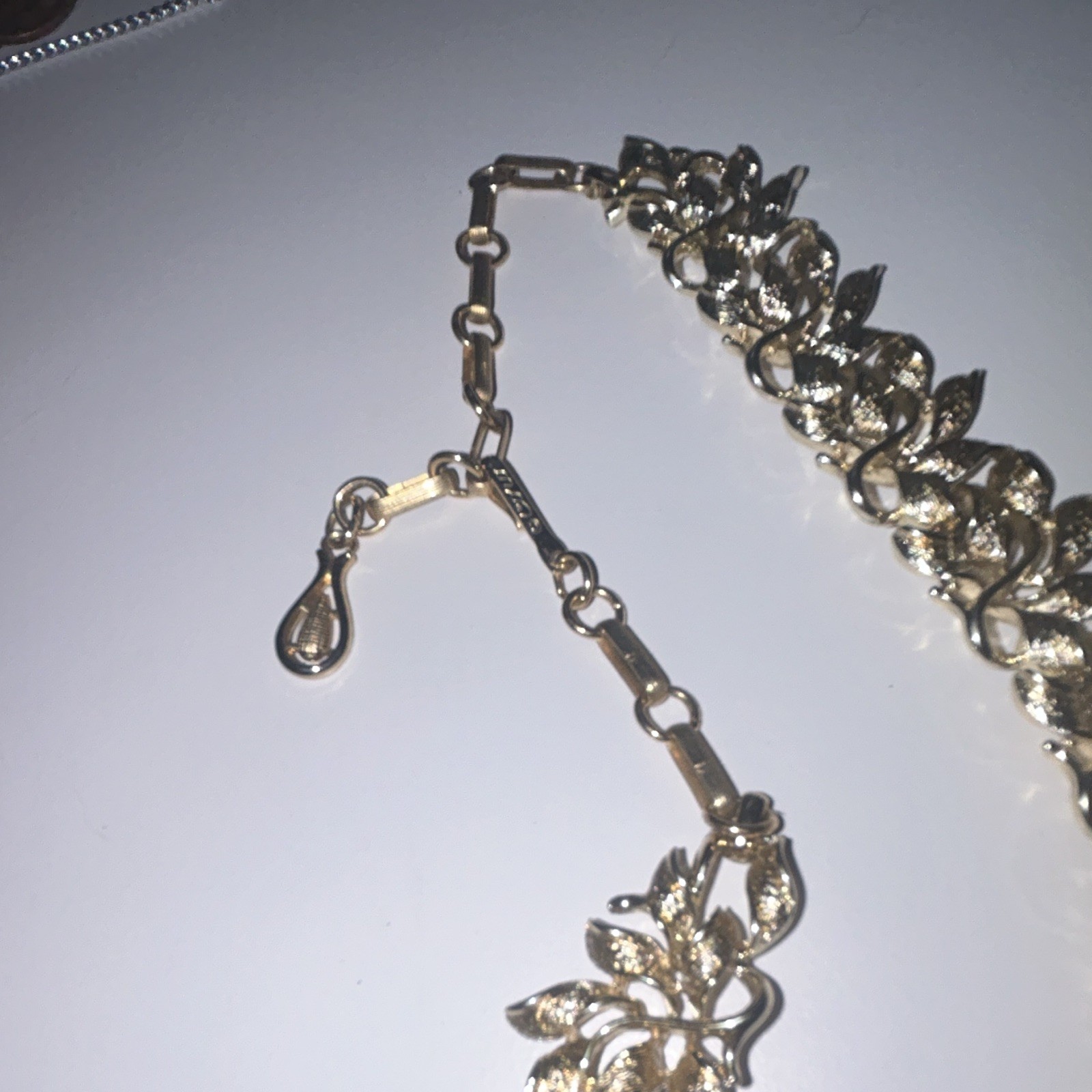 Gold Tone Leaf Link Statement Necklace Adjustable Lobster Clasp