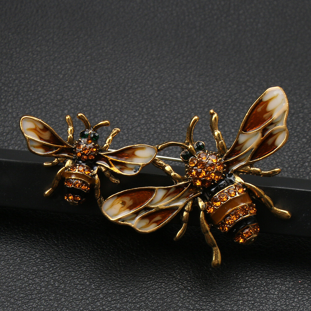 Fashionable Zinc Alloy Bee Brooch Pin for Women Enamel Honeybee Insect Badge
