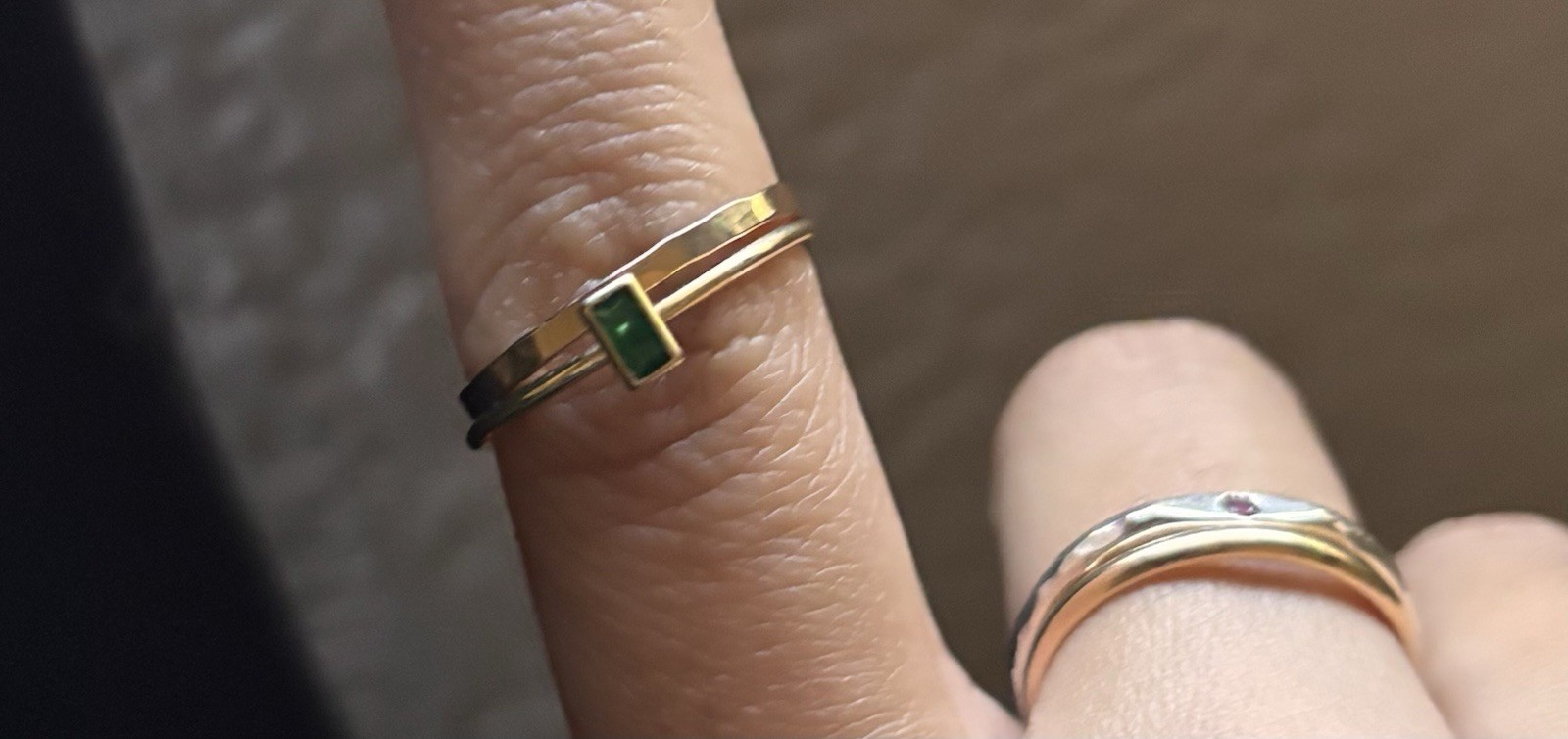 14kYG 2MM Ring & 14YG 1MM Emerald Baguette Ring