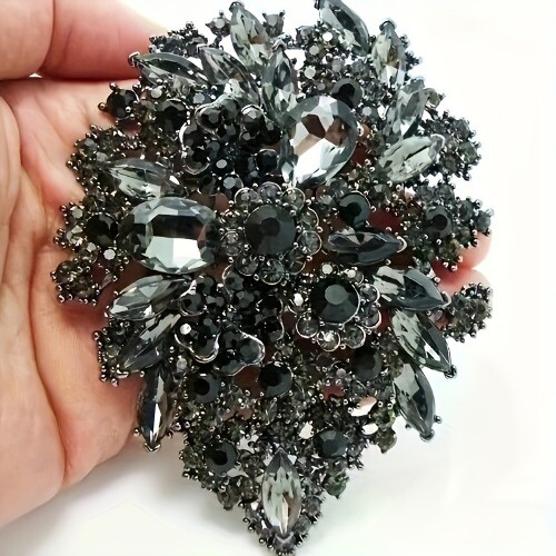 1pcs Black Rhinestone Exaggerated Brooch