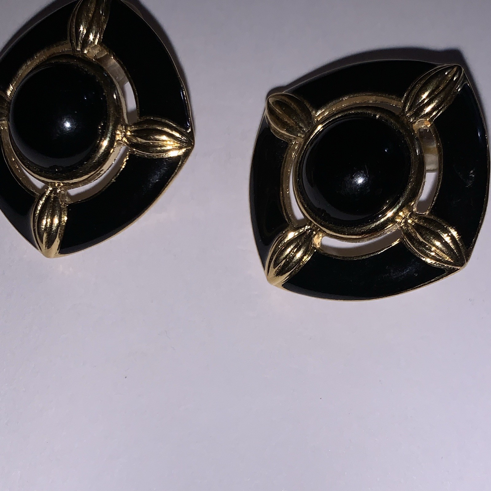 VTG Trifari Signed Black Enamel Gold Tone Square Stud Earrings Butterfly Back