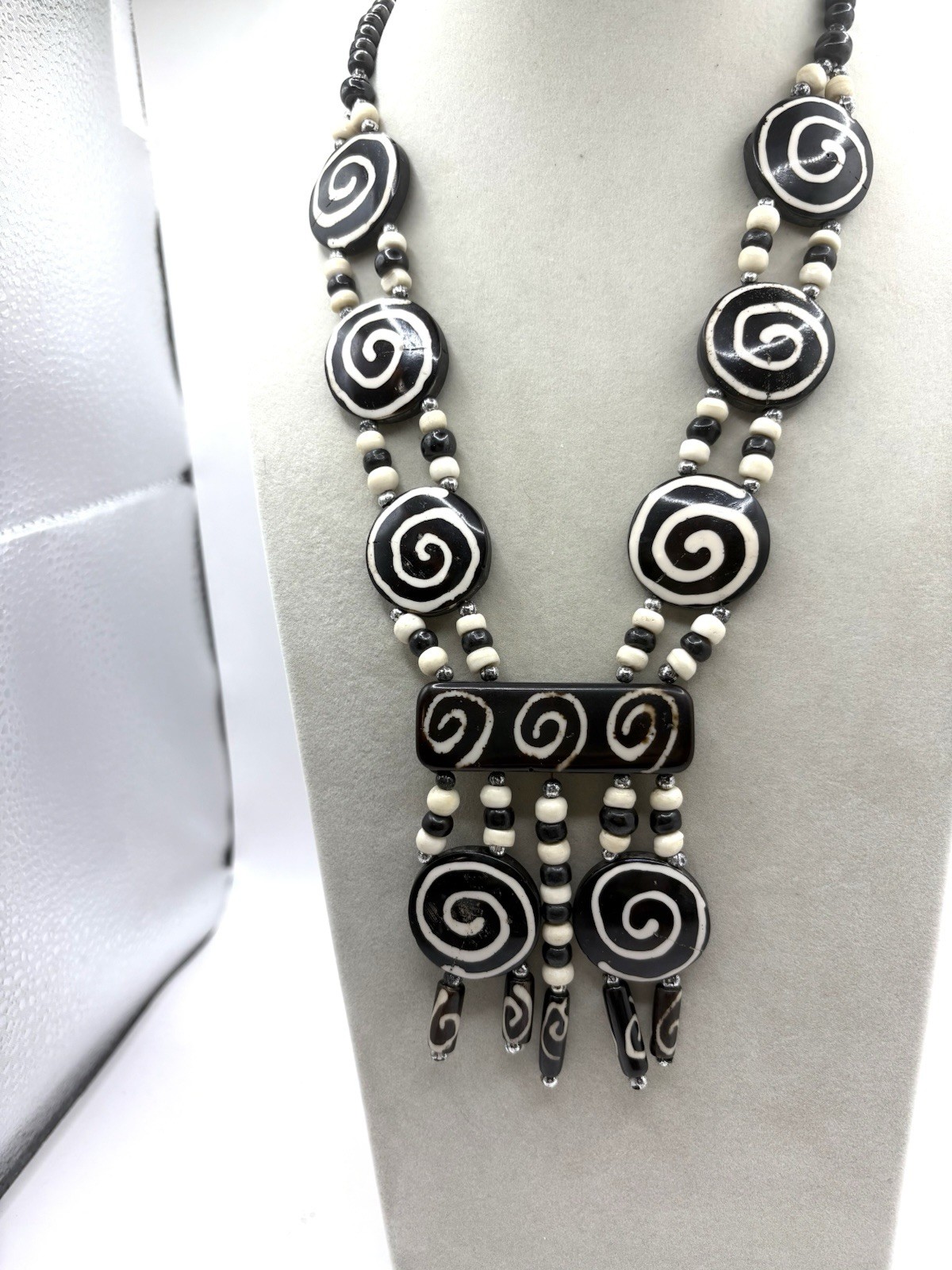 Black & Cream & Silver Tone Tribal Beaded Necklace