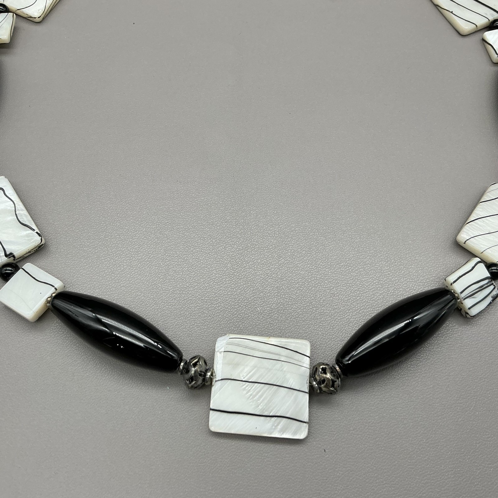 Donna Dressler Necklace Bracelet Earrings Set Black White Beaded Square Design