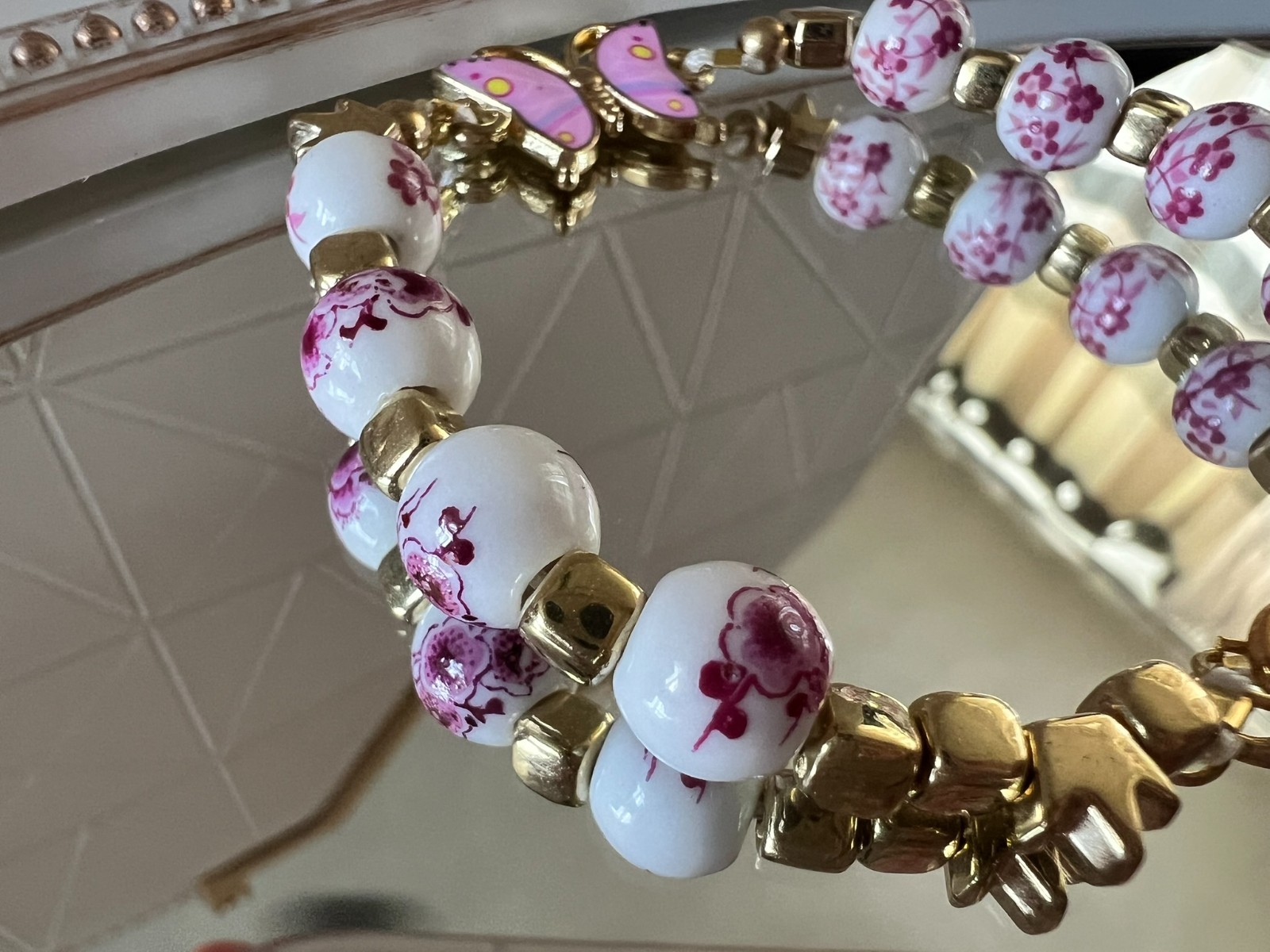 Pink butterfly with gold plated acrylic bracelet White stone & beautiful flowers