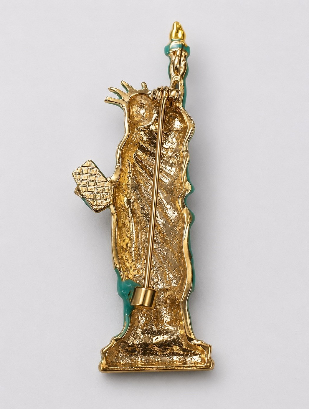 Statue of LibertyEnamel Brooch Pin Lady Liberty New York Souvenir Gift for Women