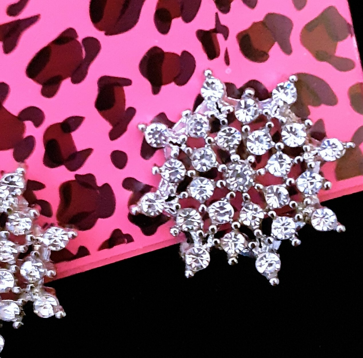 Sparkling STAR Rhinestone SNOWFLAKE Merry Christmas Betsey Johnson Earrings qt+2