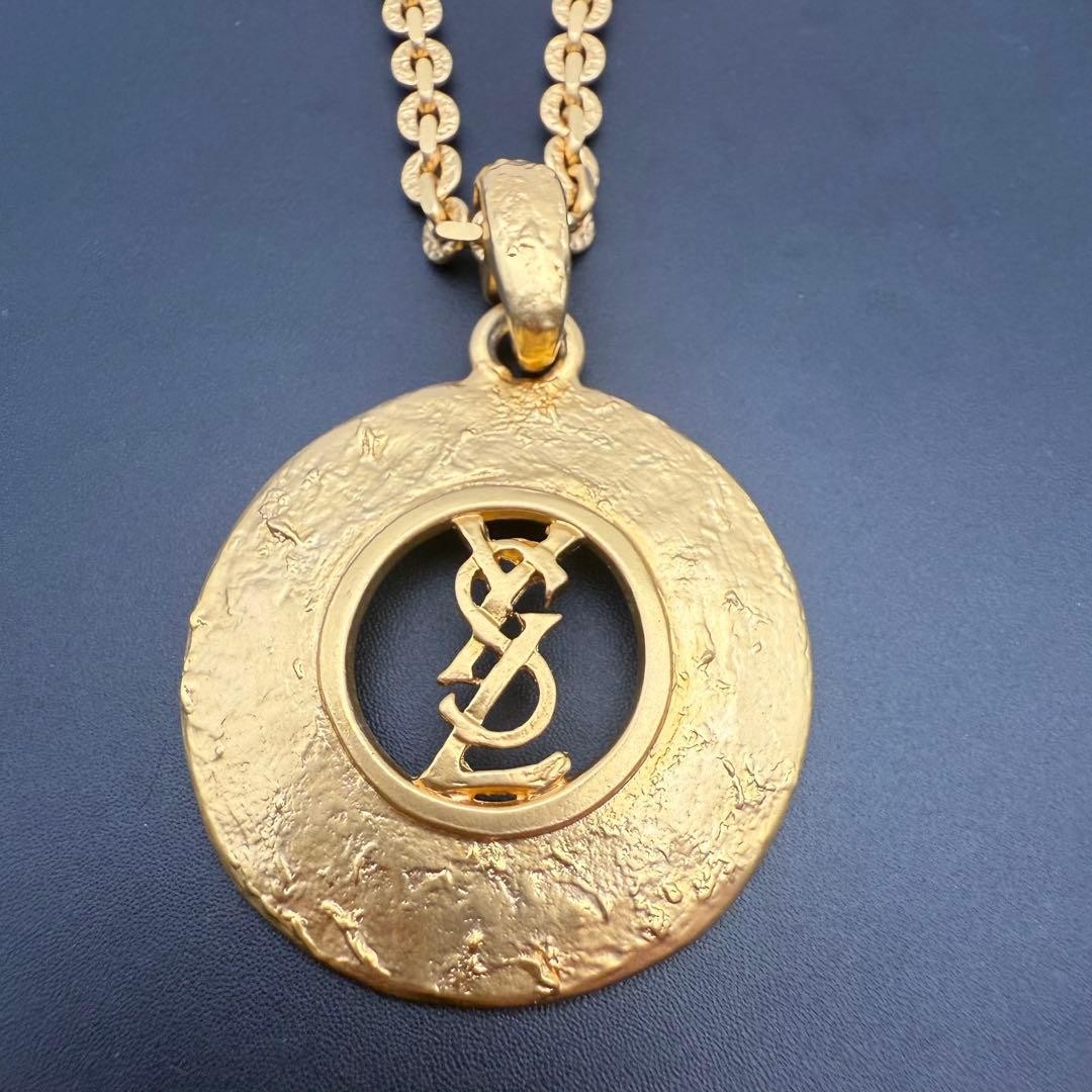 Yves Saint Laurent YSL Necklace Cassandra Medallion Gold Vintage Japan Mint 80
