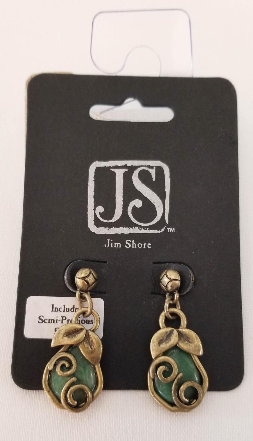 Jim Shore Green Pear Earrings Dangle Drop Pierced Post Semi-Precious Stones NEW