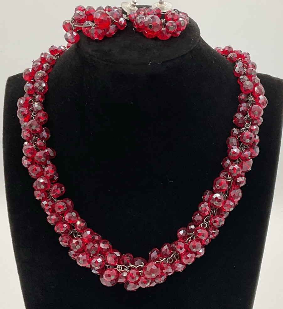 White House Black Market Cherry Red Crystal Beaded Necklace 20″ And Earrings