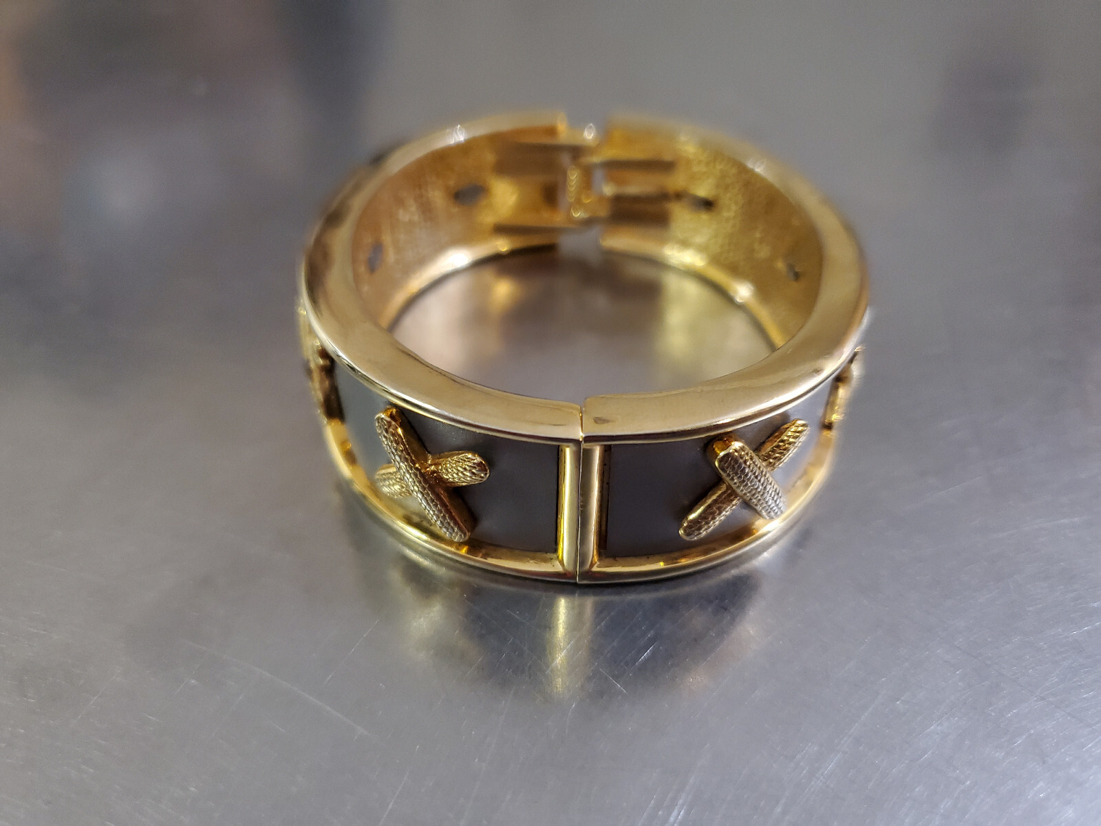 Women’s Cuff Fashion Bracelet Silver & Gold Tone Approximately 6.5 in