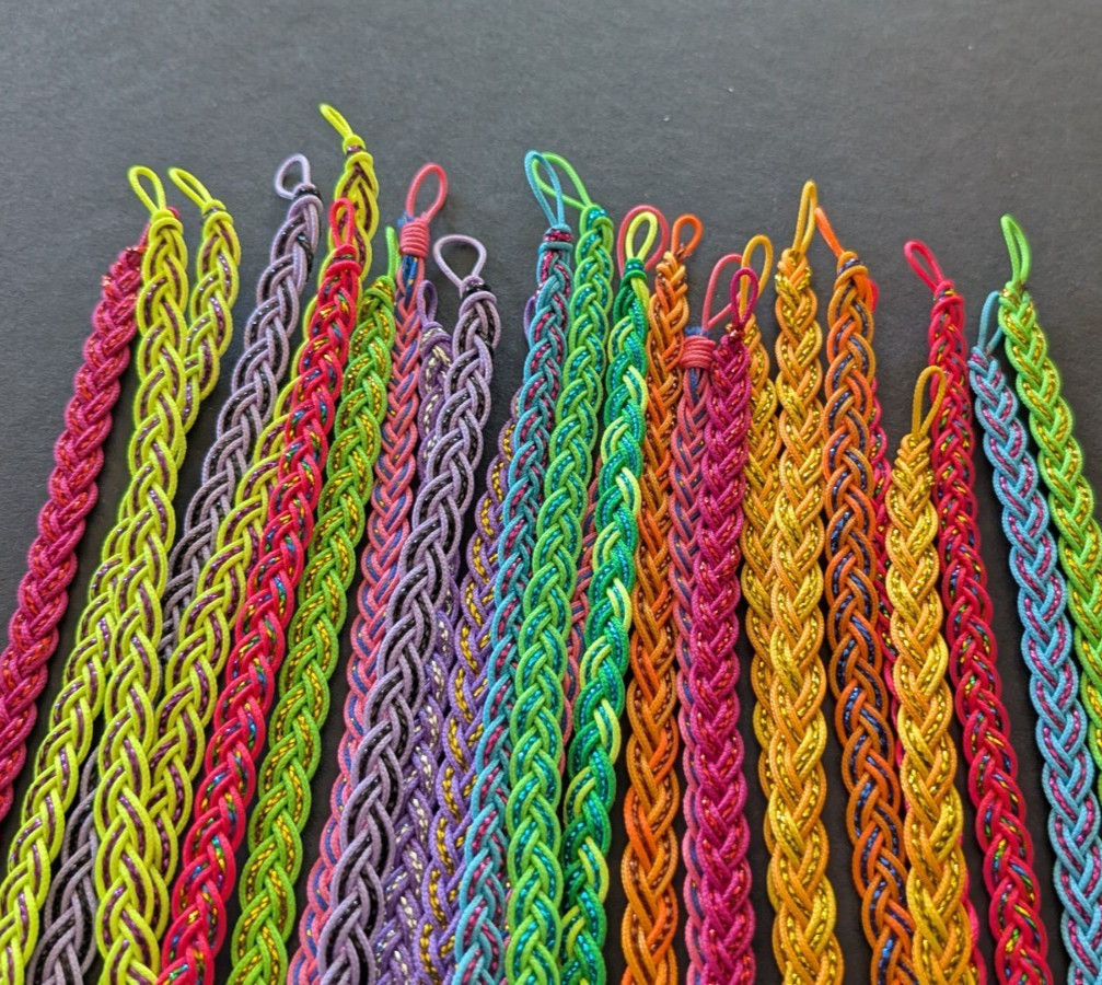 Friendship Bracelets Girls Kids 5 to 30pcs Party Bags Leavers Bracelet Gift