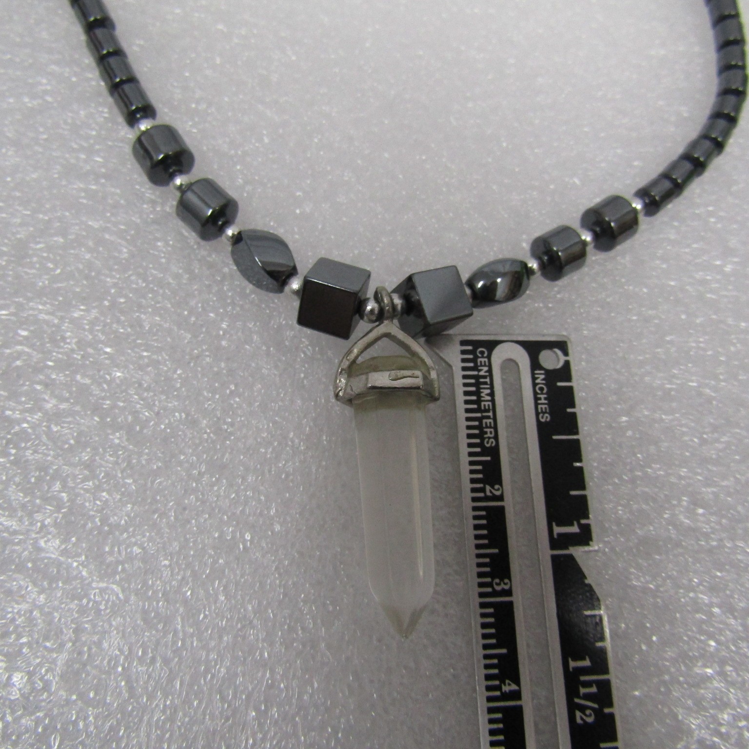 Women’s Jewelry Black Necklace Hematite Beads None Magnetic