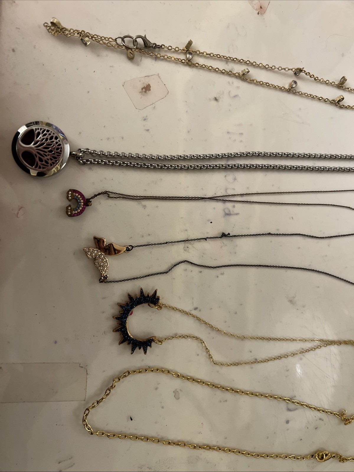 NECKLACE LOT EVERYTHING IN PICTURES (SOME HANDMADE)
