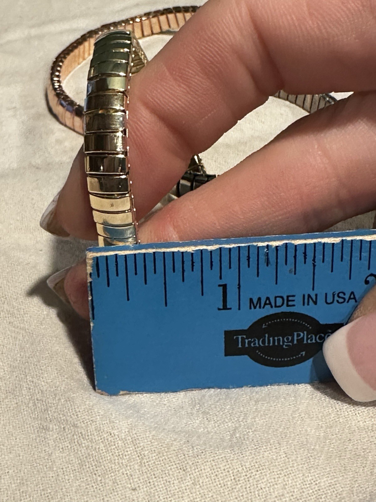 3 BAND TRI COLOR (GOLD, SILVER, ROSE GOLD) STRETCH ROLLING BRACELET SIGNED CN