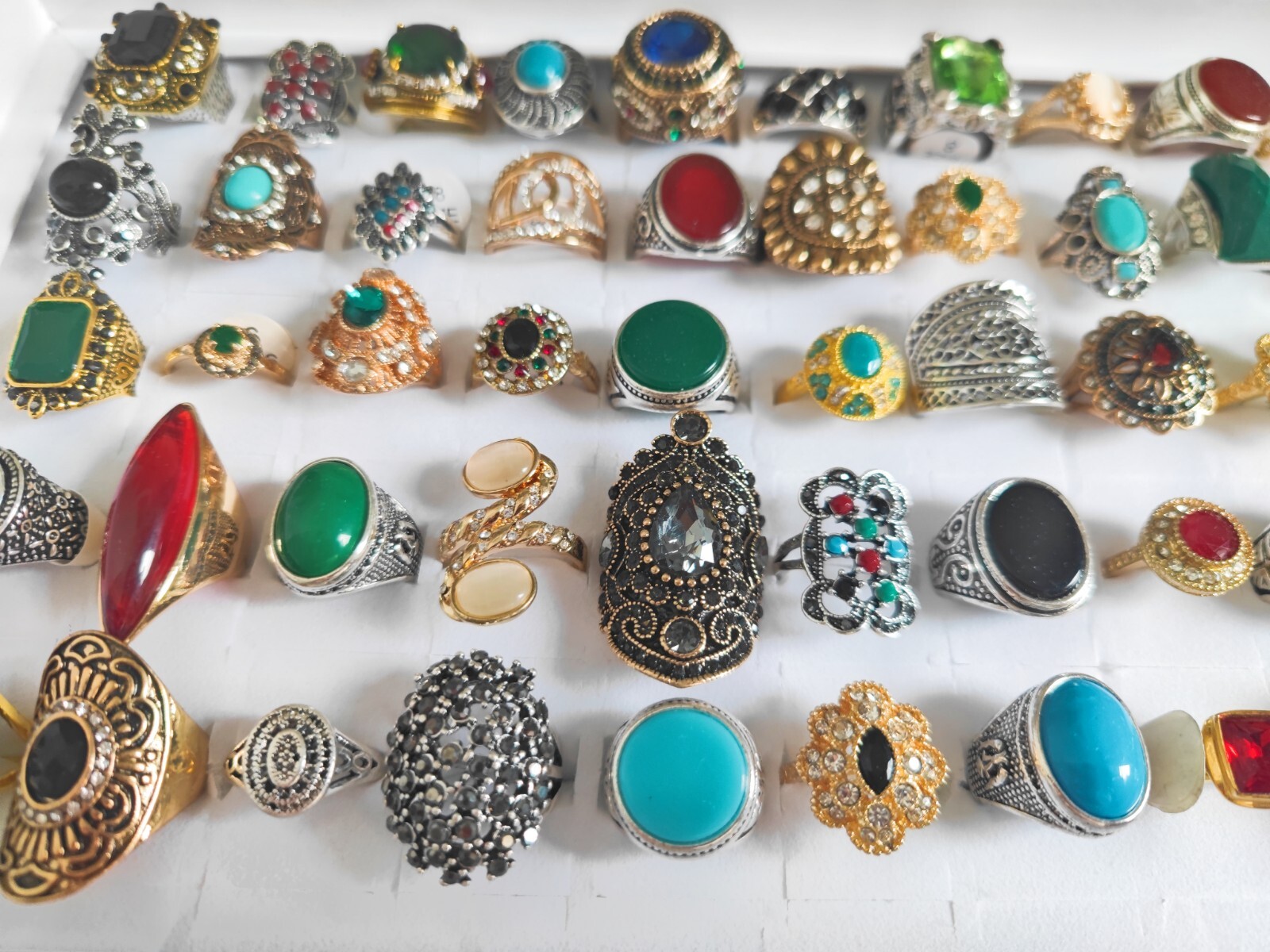 Wholesale 50pcs Lot Vintage Crystal Stone Mix Style Metal Jewelry Ring Men Women