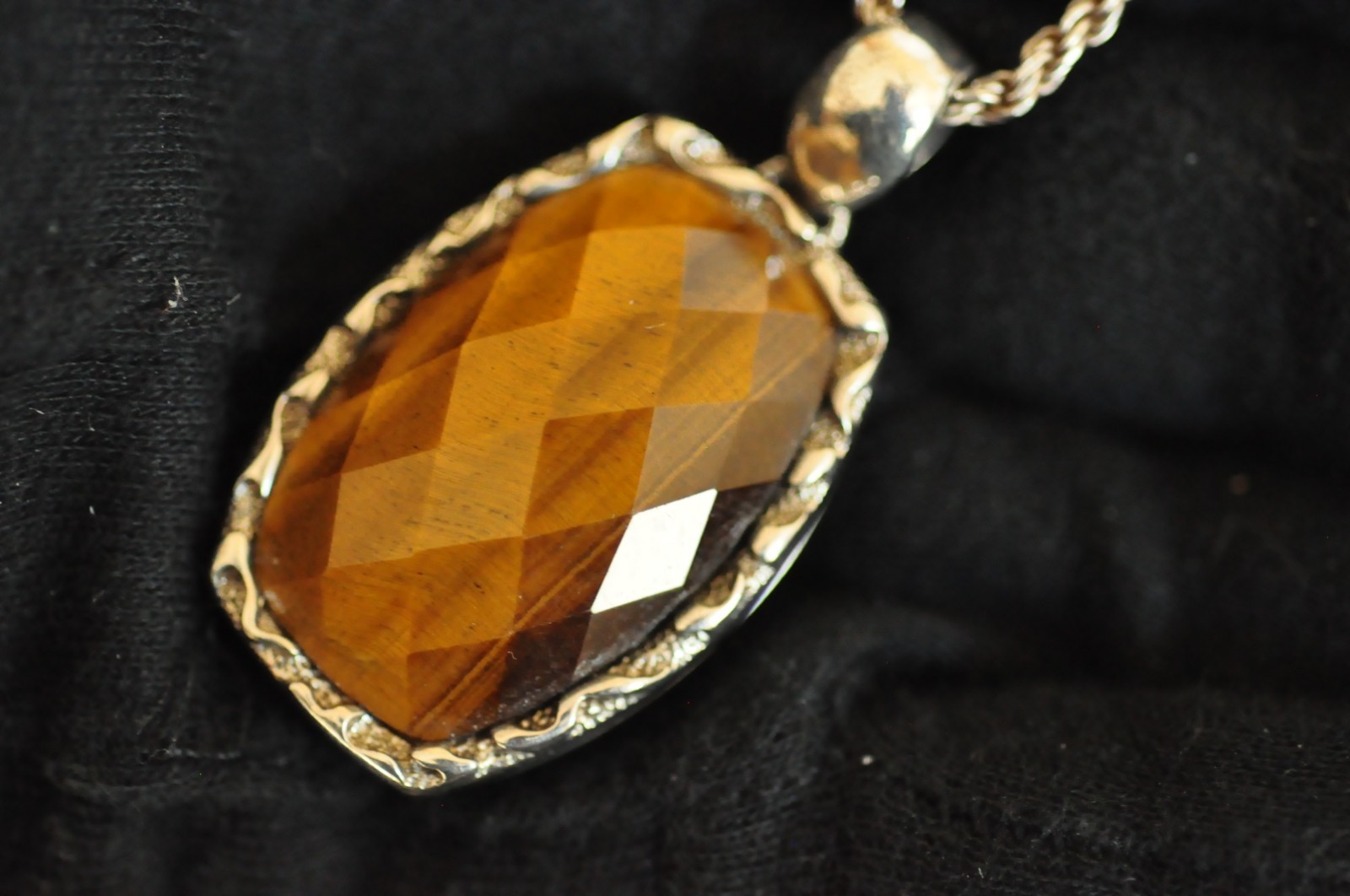 Sterling Tiger’s Eye Pendant on Italian 925 Necklace Chain – 30g, Ornate Silver
