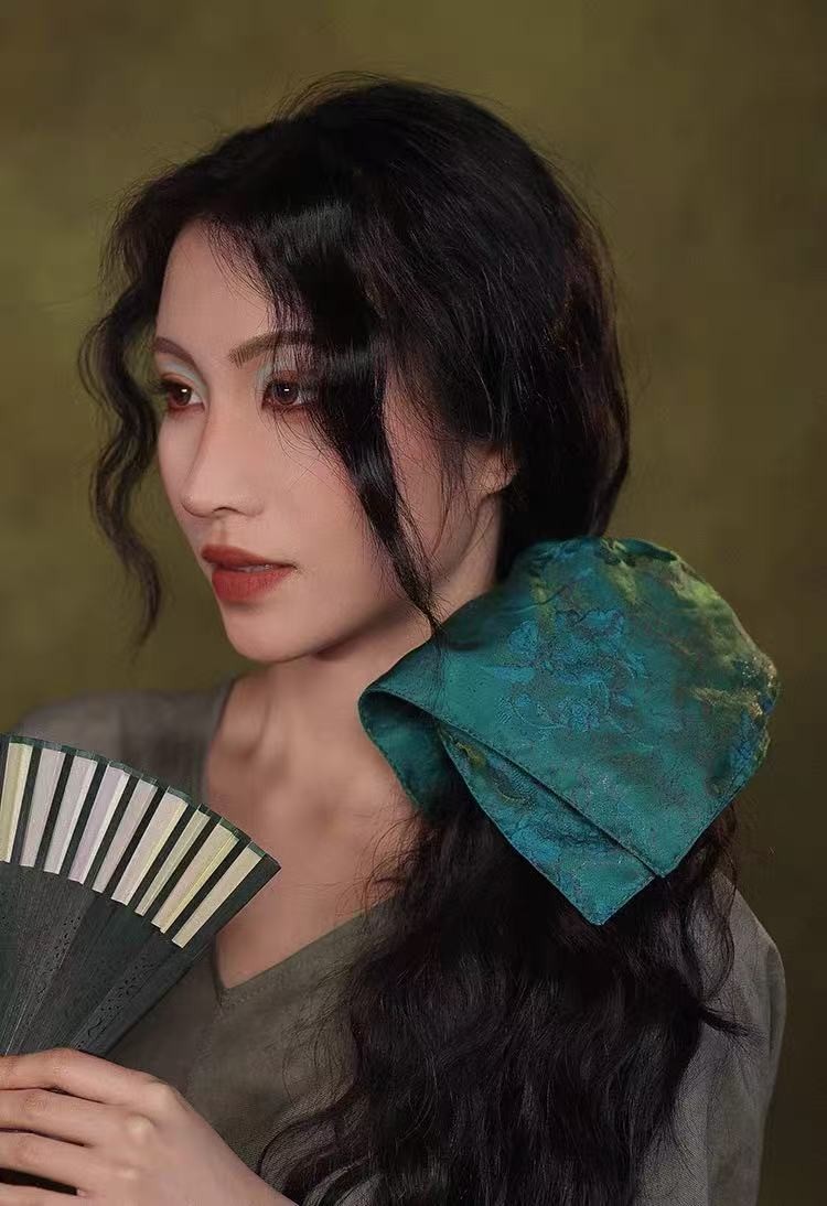 New Chinese Style Satin Hair Tie With Golden Shimmer, 3 Colors