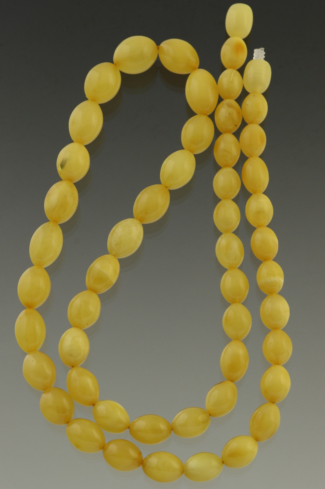 Egg Yolk Perfect Olive Beads 12x9mm Genuine BALTIC AMBER Necklace 15.7g 180814-3