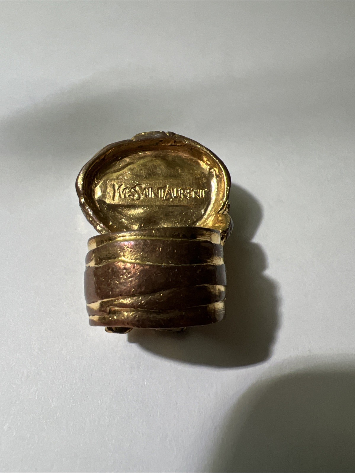AUTHENTIC YVES SAINT LAURENT RING SIZE 5.5