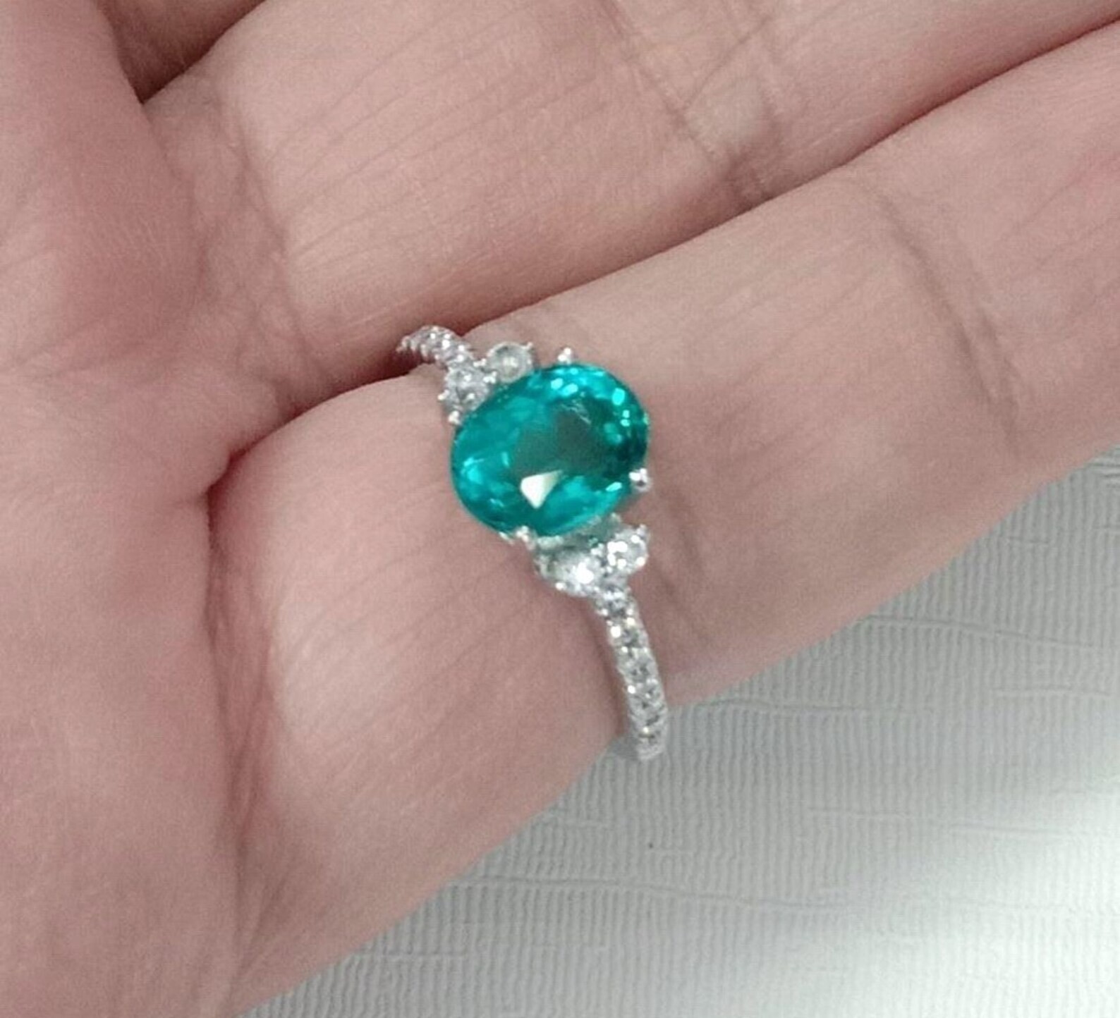 Lab-Created BLUE PARAIBA TOURMALINE HANDMADE OVAL CUT SIDE ZIRCON RING SIZE 7