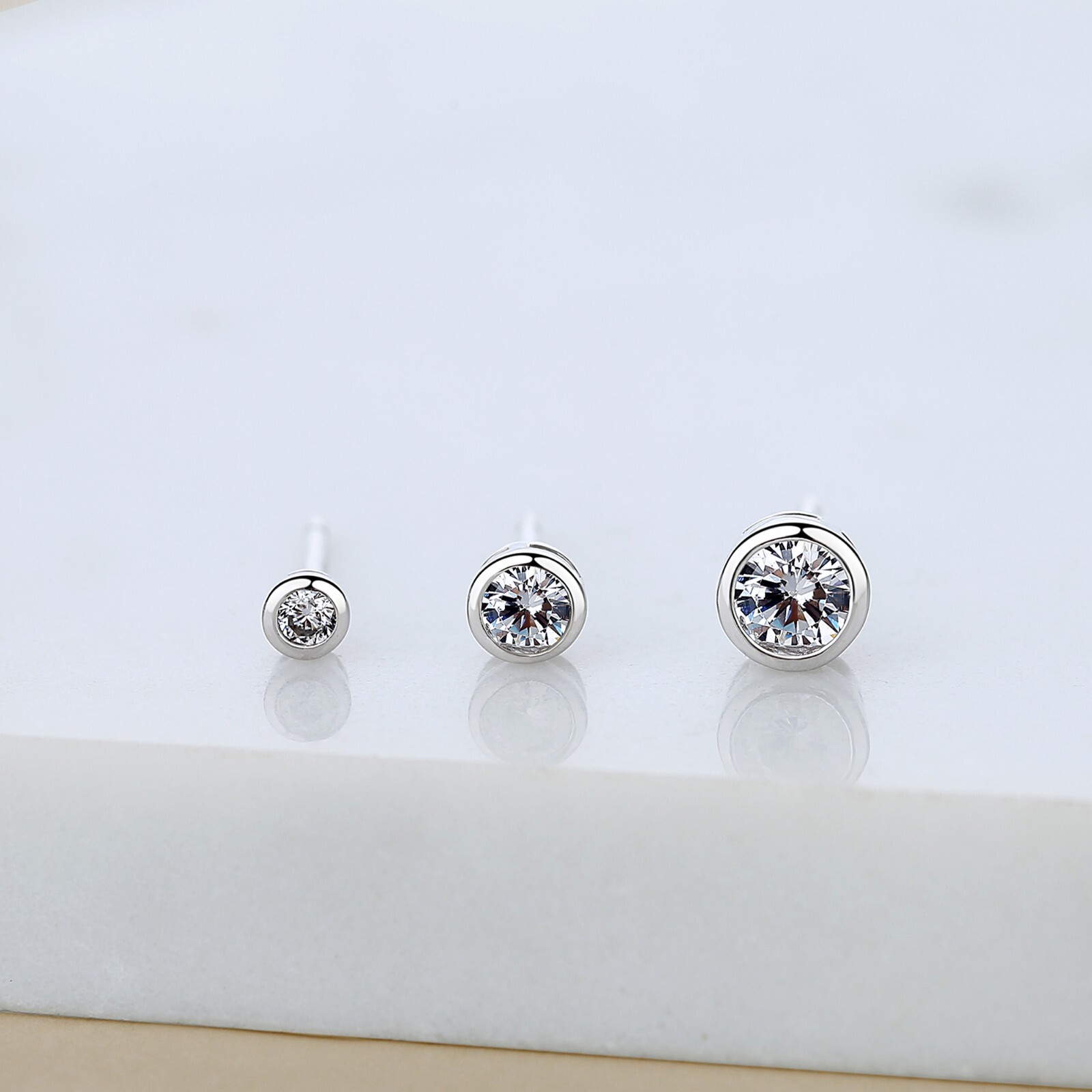 LAVISHE 925 Sterling Silver Timeless Cubic Zirconia Bezel Stud Earrings
