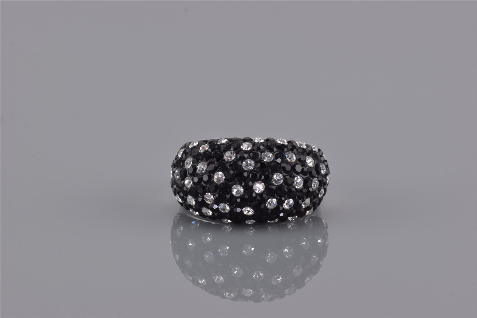 Sai Krishna SAI Sterling Silver Black & White Sparkle Domed Band Ring 925 Sz: 7