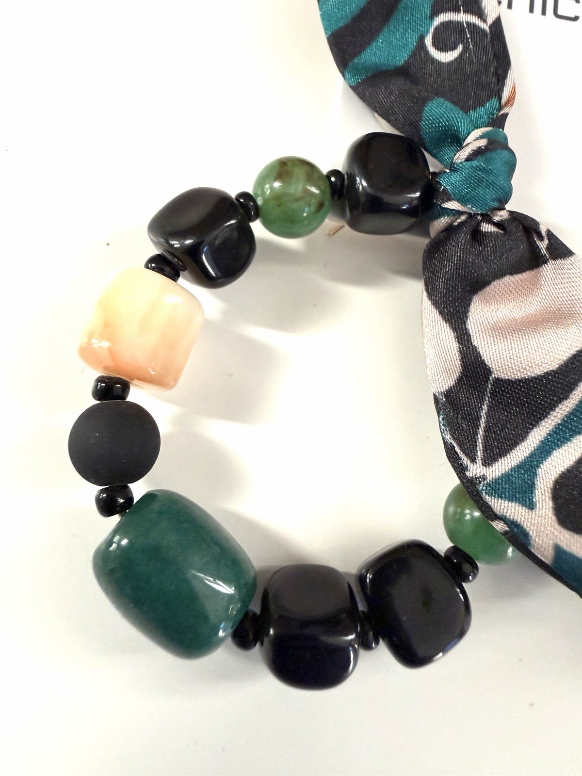 Chicos NWT Scarf Necklace, Stone, Glass & Lucite with Matching Earrings