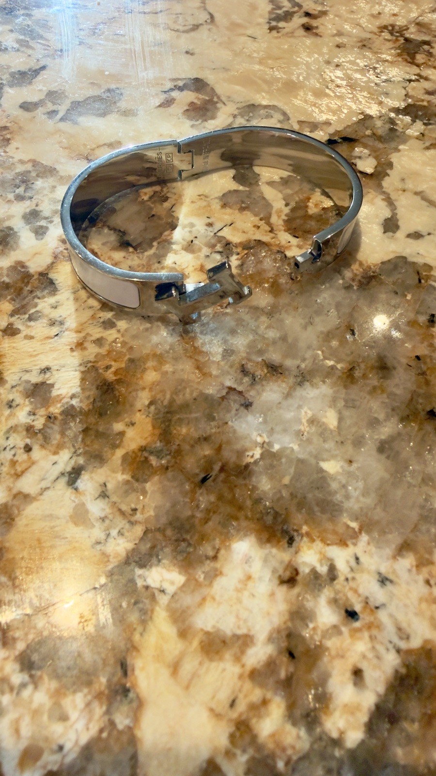 Hermes Clic H Bracelet Silver/White Size 17 Used In Excellent Condition